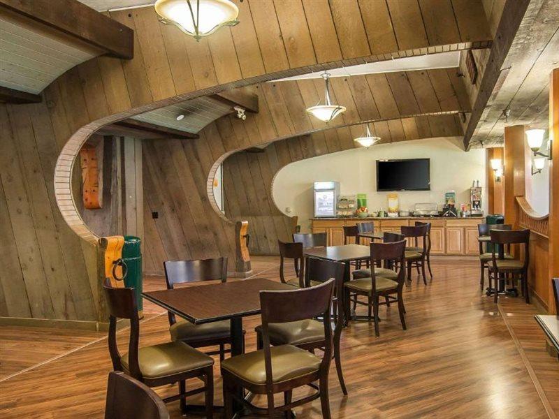 Quality Inn & Suites At Coos Bay Норт-Бенд Экстерьер фото