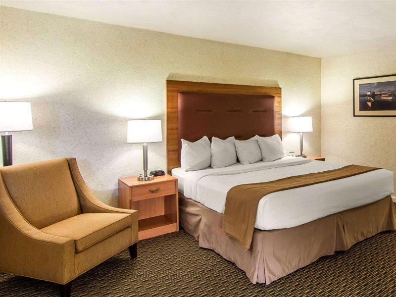 Quality Inn & Suites At Coos Bay Норт-Бенд Экстерьер фото